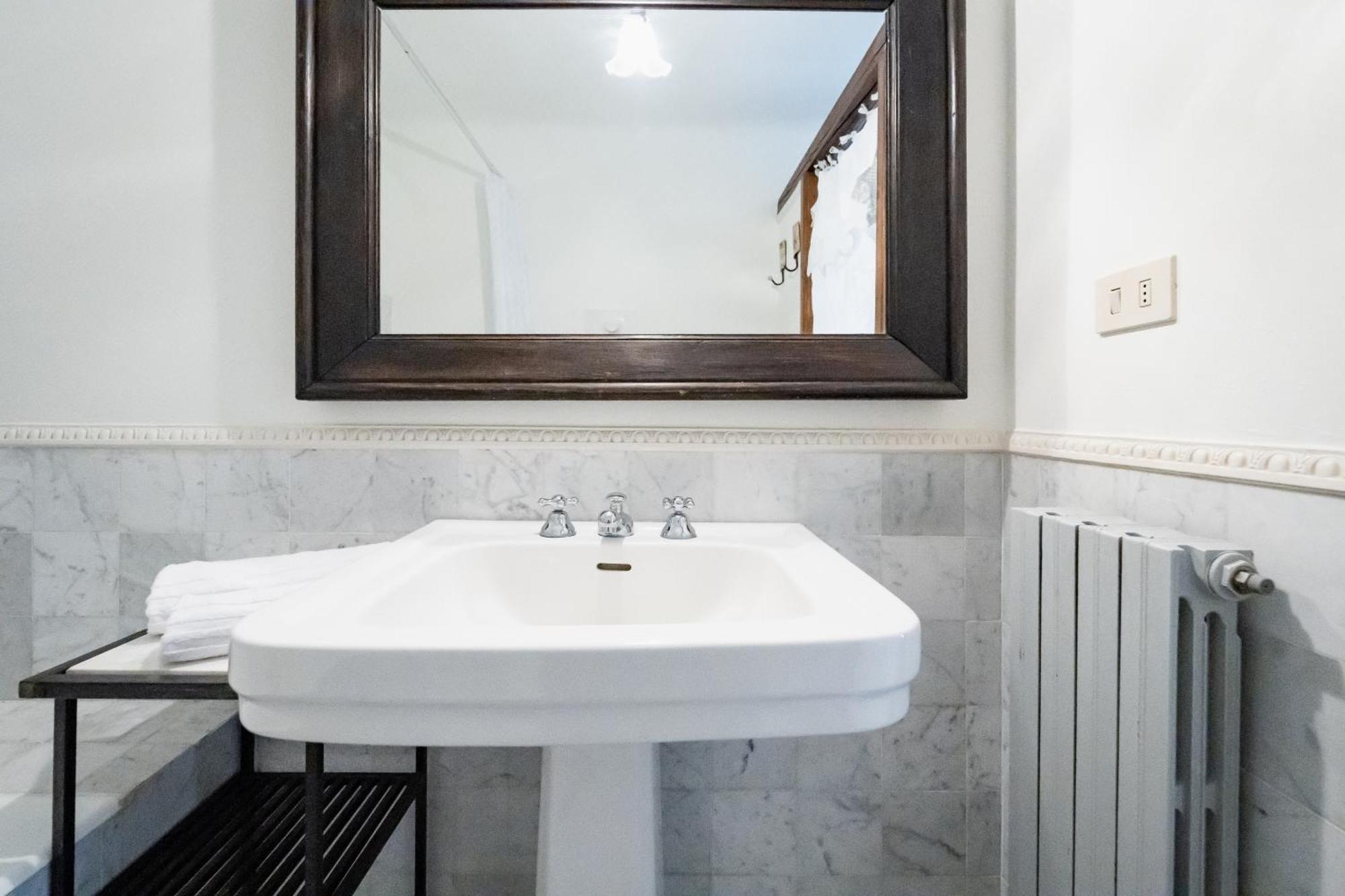 La Corte Di Emily Ap. 1 Apartment มิลาน ภายนอก รูปภาพ